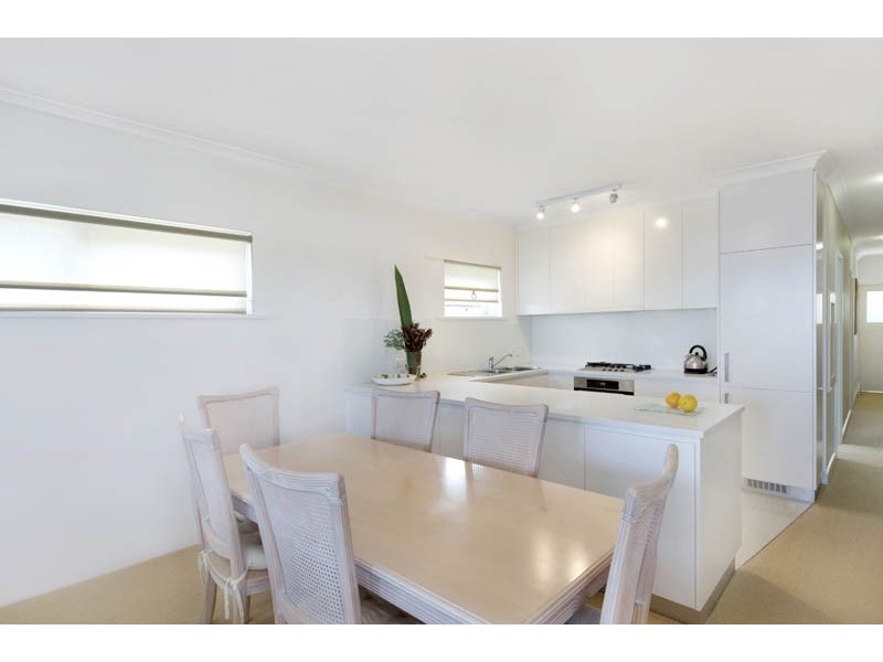 8A Surfview Road, Mona Vale NSW 2103