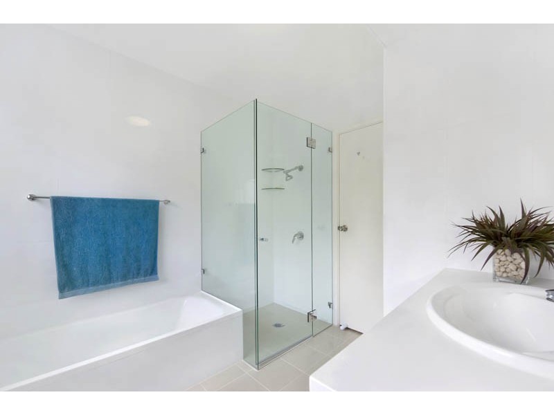 8A Surfview Road, Mona Vale NSW 2103