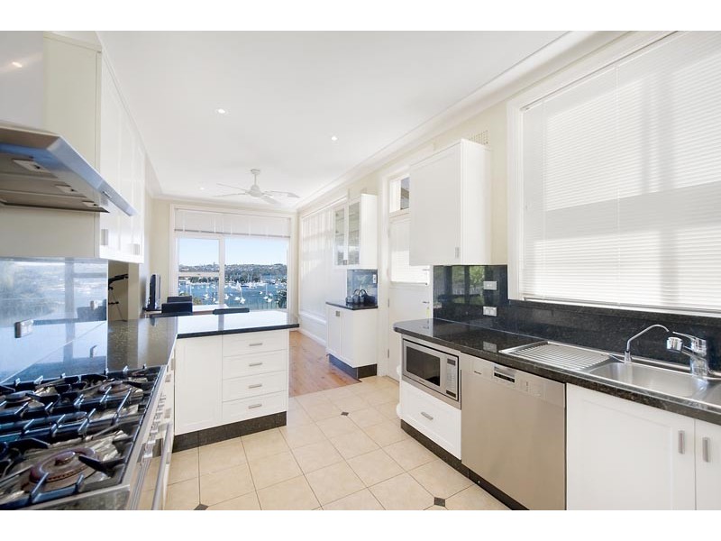 33 Peronne Avenue, Clontarf NSW 2093