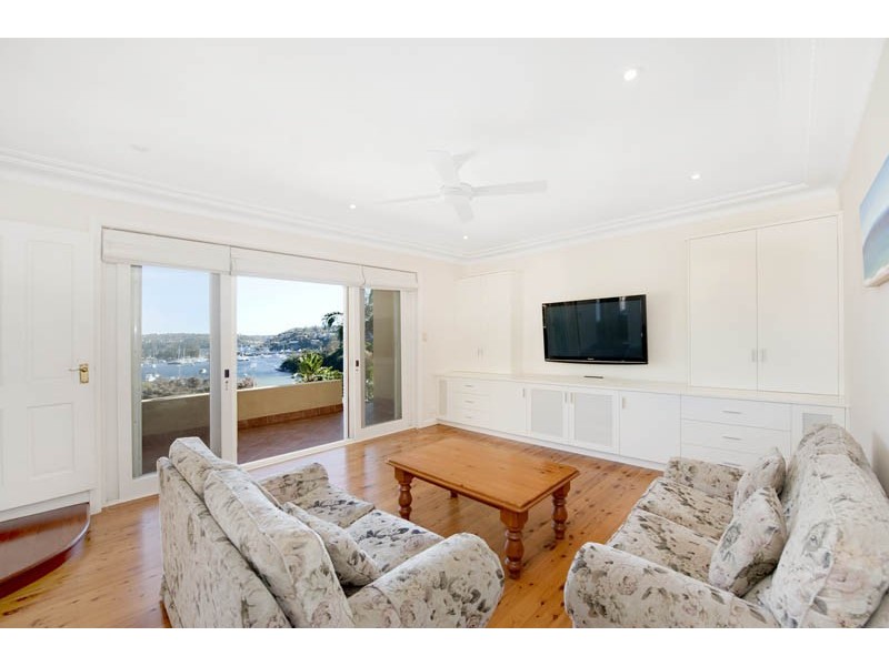 33 Peronne Avenue, Clontarf NSW 2093