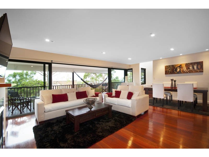 16 Loblay Crescent, Bilgola NSW 2107