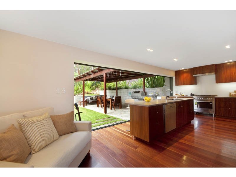 16 Loblay Crescent, Bilgola NSW 2107