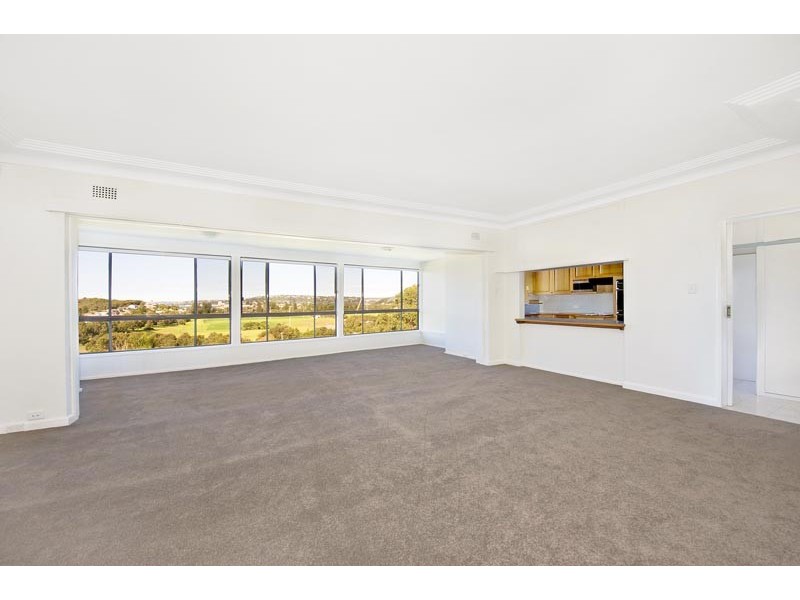 25 Carpenter Crescent, Warriewood NSW 2102