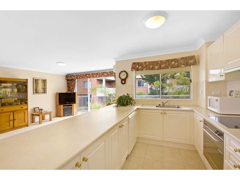 8/132 Pacific Parade, Dee Why NSW 2099