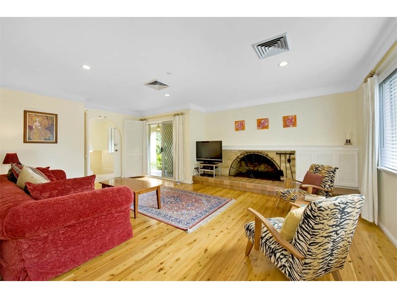 5 Lynette Place, Belrose NSW 2085