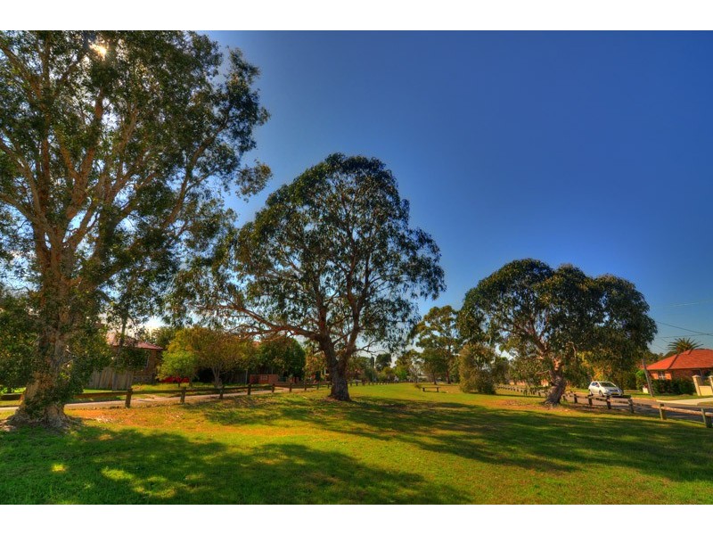 25 Alamein Avenue, Narraweena NSW 2099