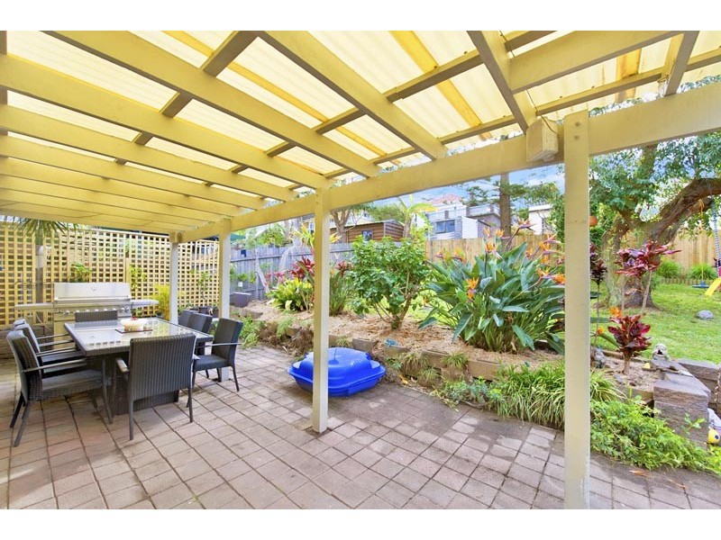 119 Barrenjoey Road, Mona Vale NSW 2103