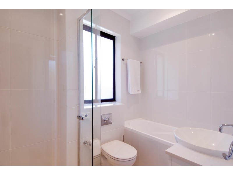 33/10 Goodwin Street, Narrabeen NSW 2101