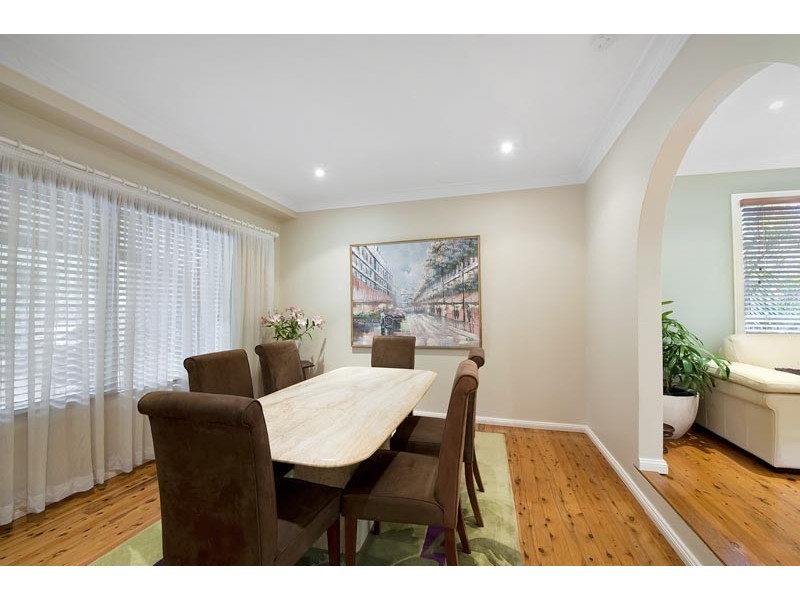 6 Lynette Place, Belrose NSW 2085