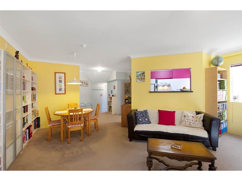 16/24 Goodwin Street, Narrabeen NSW 2101