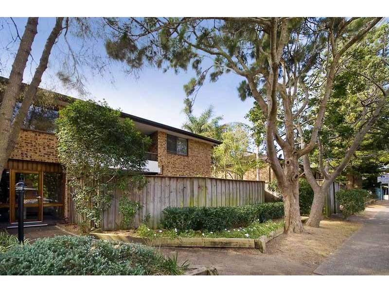 2/1 Robertson Street, Narrabeen NSW 2101