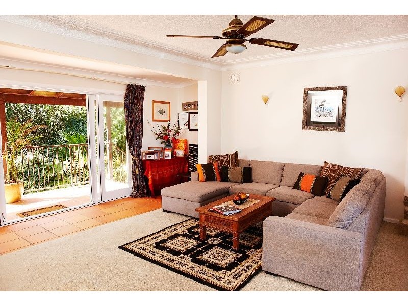 54 Narrabeen Park Parade, Warriewood NSW 2102