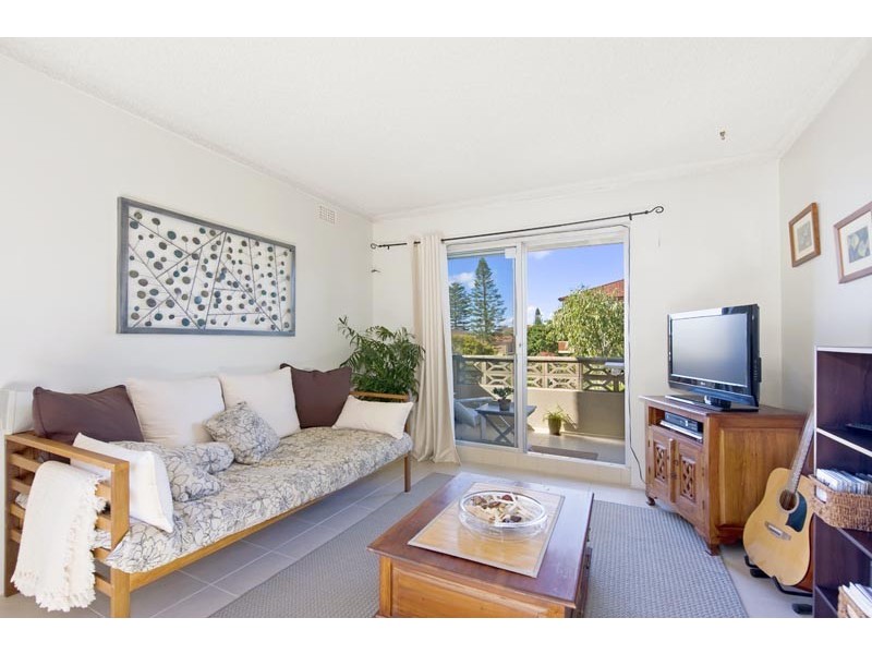 8/16 Boronia Street, Dee Why NSW 2099