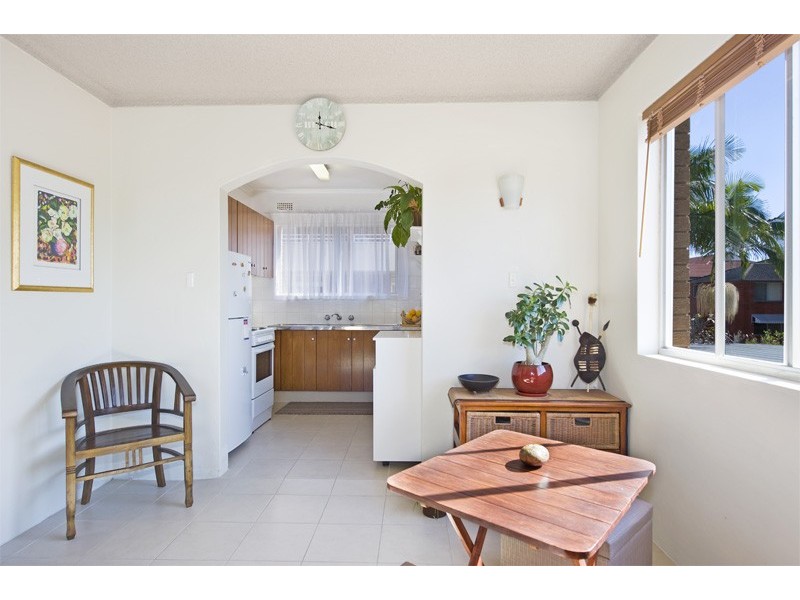 8/16 Boronia Street, Dee Why NSW 2099