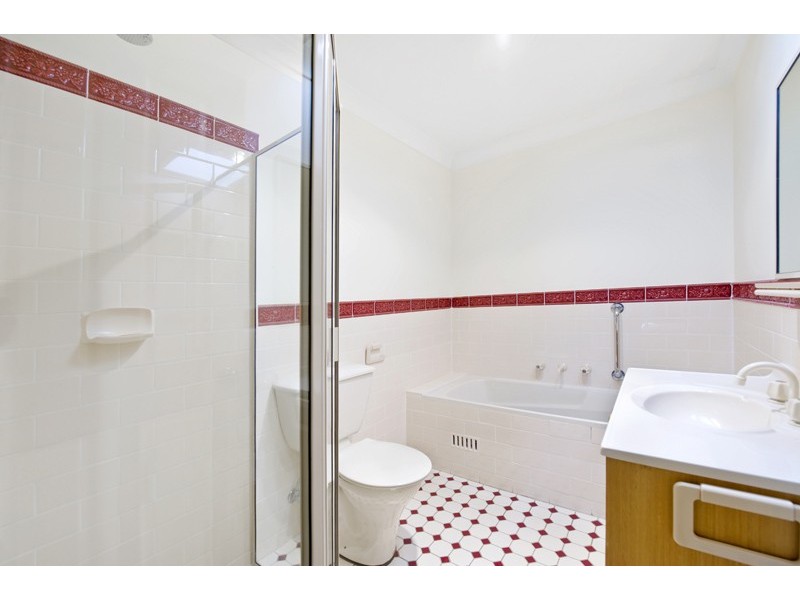 51A Carnavon Drive, Frenchs Forest NSW 2086