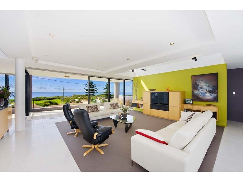 54 Ocean Street, Narrabeen NSW 2101