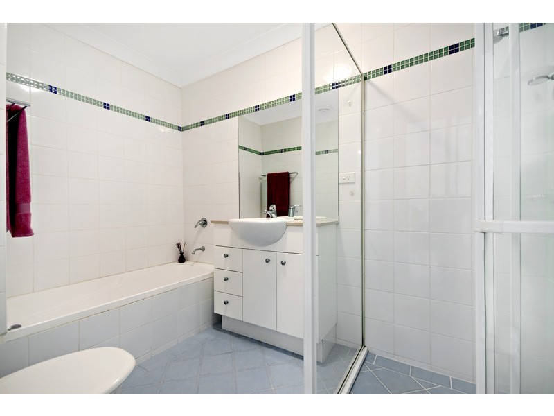 13/74-76 Old Pittwater Road, Brookvale NSW 2100