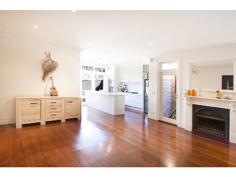 17 Pine Street, Manly NSW 2095