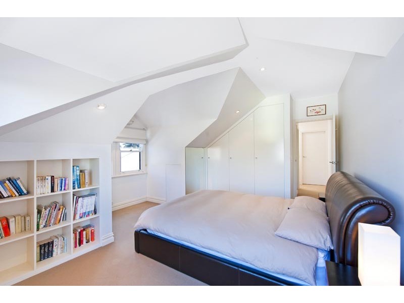 17 Pine Street, Manly NSW 2095