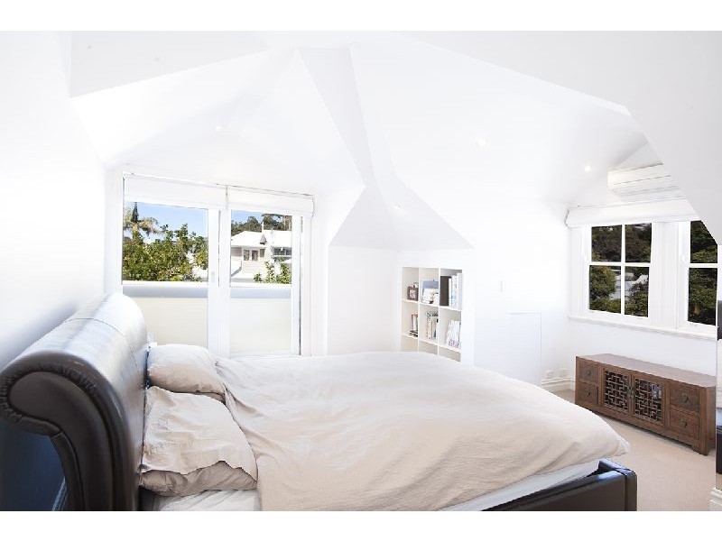 17 Pine Street, Manly NSW 2095