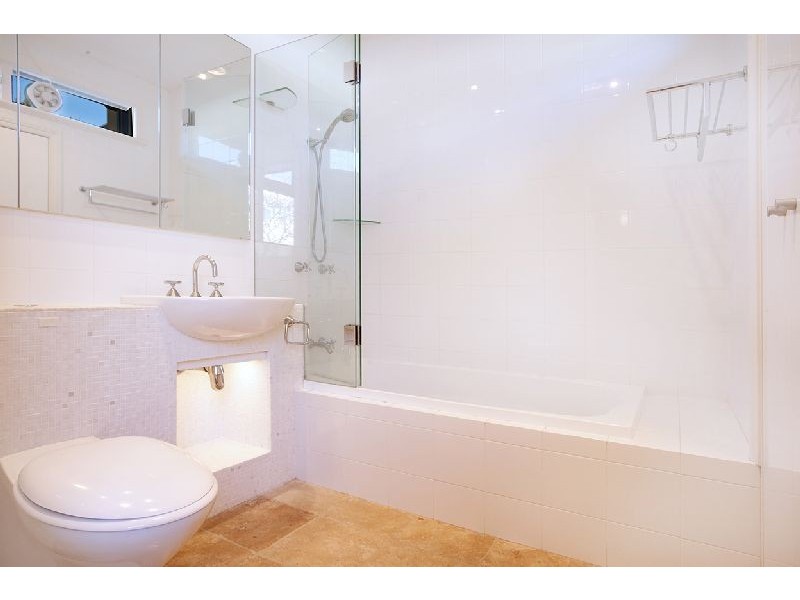 17 Pine Street, Manly NSW 2095