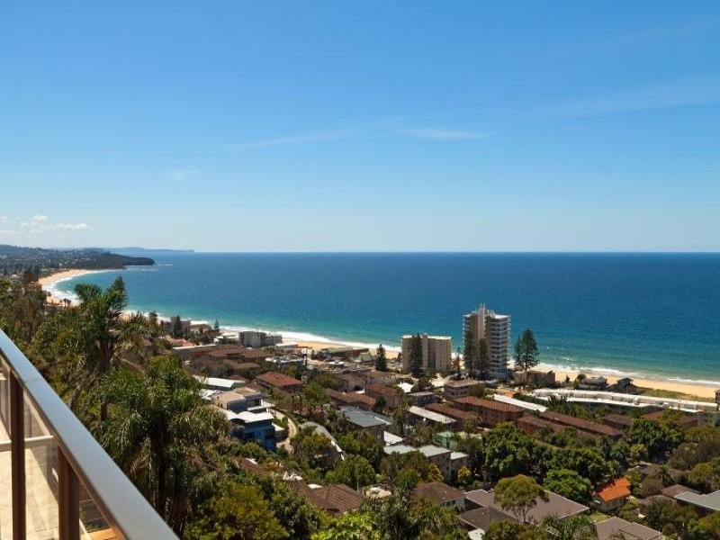 17 Edgecliffe Boulevarde, Collaroy NSW 2097