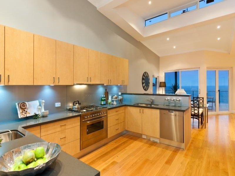 17 Edgecliffe Boulevarde, Collaroy NSW 2097