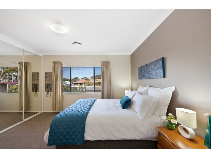 15 Greenwood Avenue, Narraweena NSW 2099