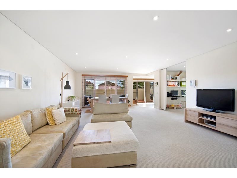 1/122-128 Ocean Street, Narrabeen NSW 2101