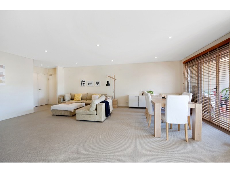 1/122-128 Ocean Street, Narrabeen NSW 2101