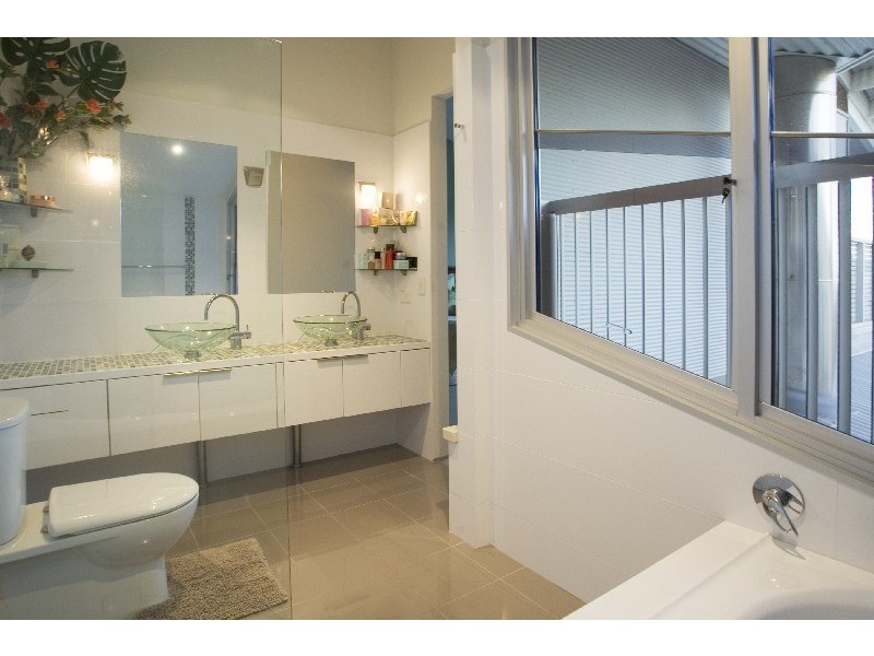 74 Anzac Avenue, Collaroy NSW 2097