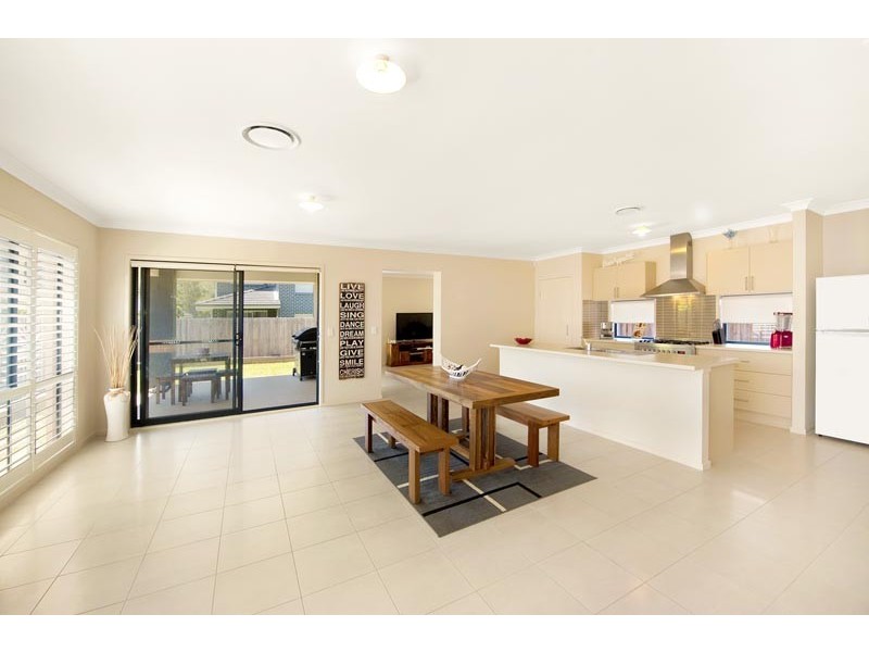 34 Watergum Drive, Warriewood NSW 2102