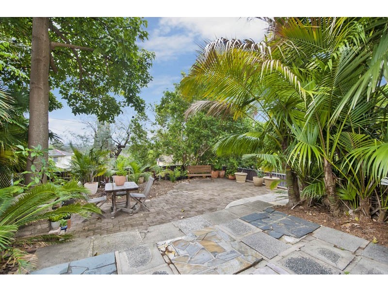 8 Taiyul Road, North Narrabeen NSW 2101