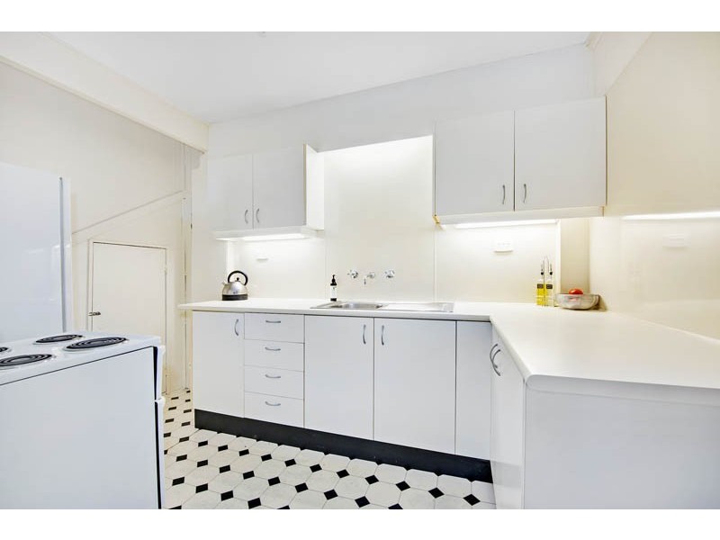 8 Taiyul Road, North Narrabeen NSW 2101