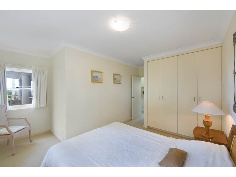 8A Surfview Road, Mona Vale NSW 2103