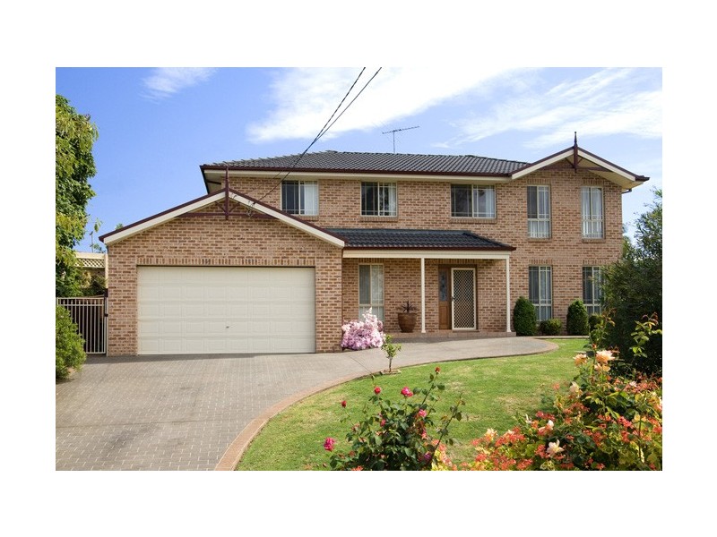 3  Lyn Place, Old Toongabbie NSW 2146