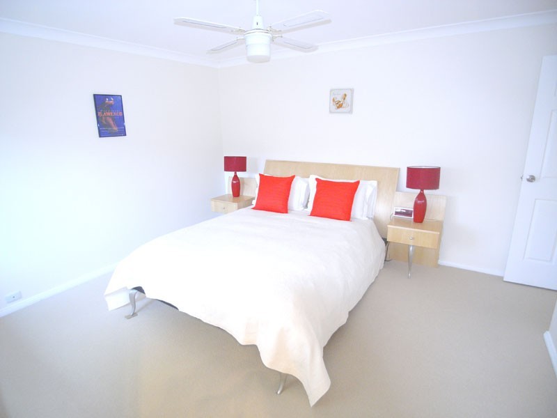 38B  Queens Parade West, Newport NSW 2106