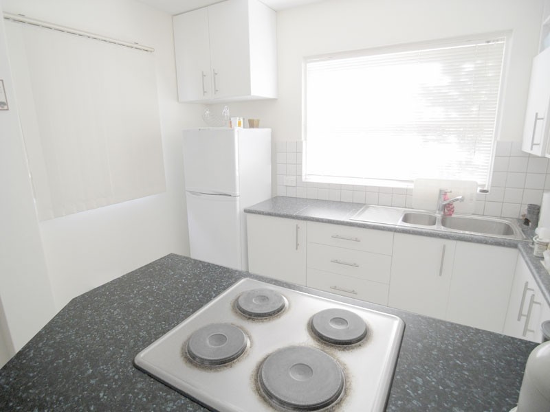 8/75  Pacific Parade, Dee Why NSW 2099