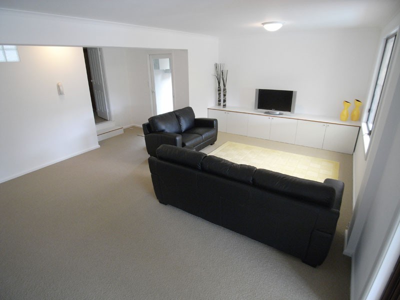 34  Coniston Street, Wheeler Heights NSW 2097