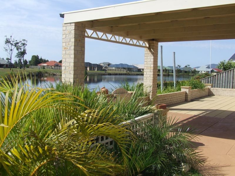 75 Admiralty Avenue, Tea Gardens NSW 2324