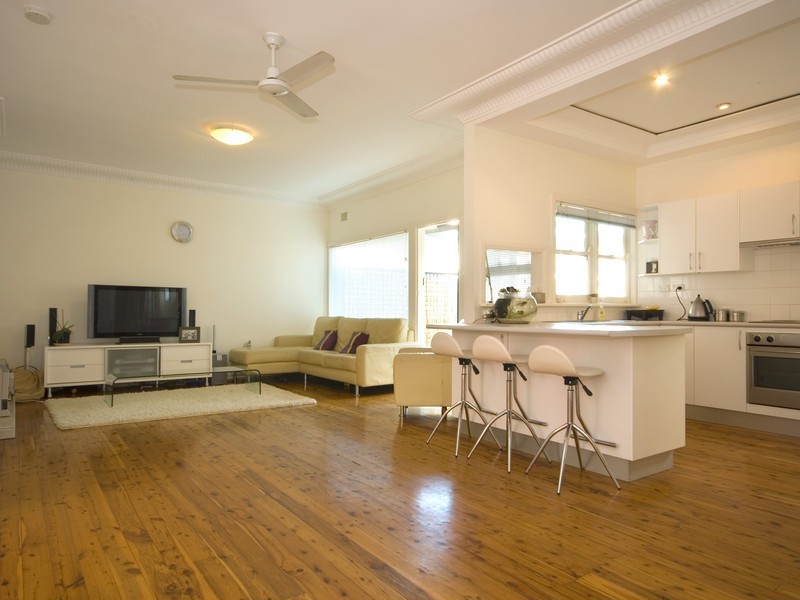 22  Lagoon Street, Narrabeen NSW 2101