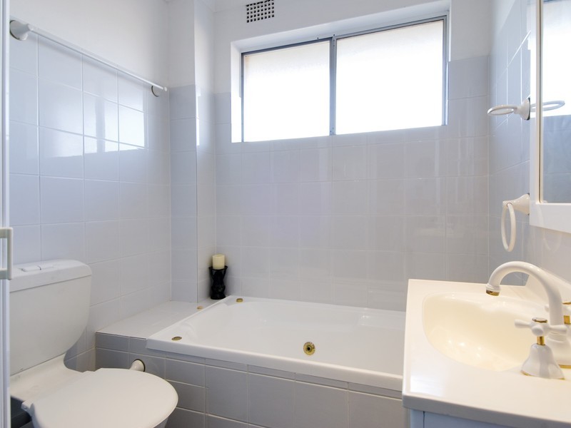 7/24  Clarke Street, Narrabeen NSW 2101