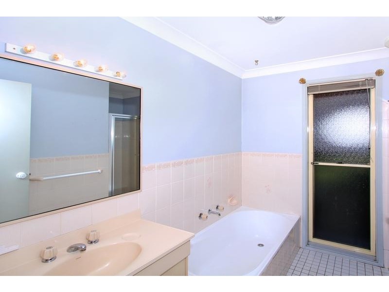 1/57  Noorong Avenue, Forresters Beach NSW 2260