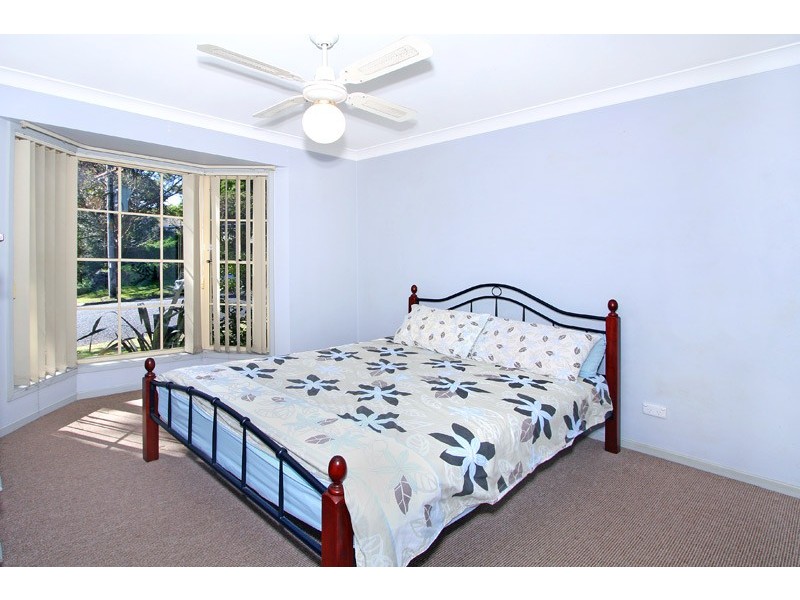 1/57  Noorong Avenue, Forresters Beach NSW 2260