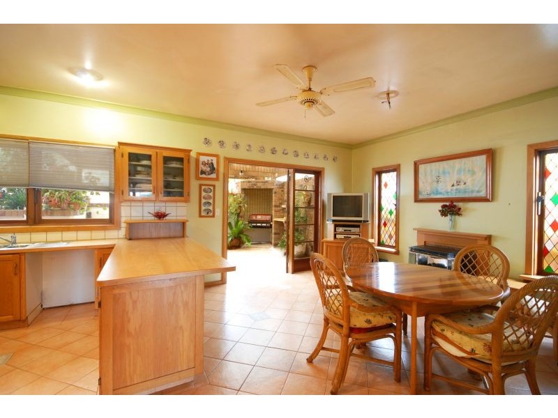 113  Barrenjoey Road, Mona Vale NSW 2103