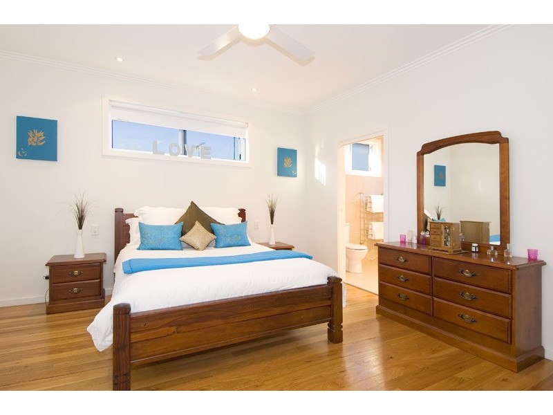 10  Wimbledon Avenue, Narrabeen NSW 2101