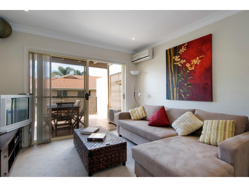 6/15  Gulliver Street, Brookvale NSW 2100