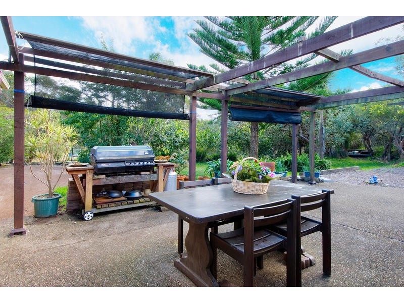 4 McCowan Road, Ingleside NSW 2101