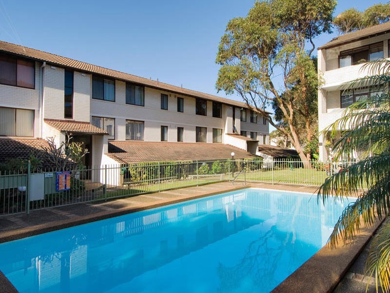 33/10  Goodwin Street, Narrabeen NSW 2101