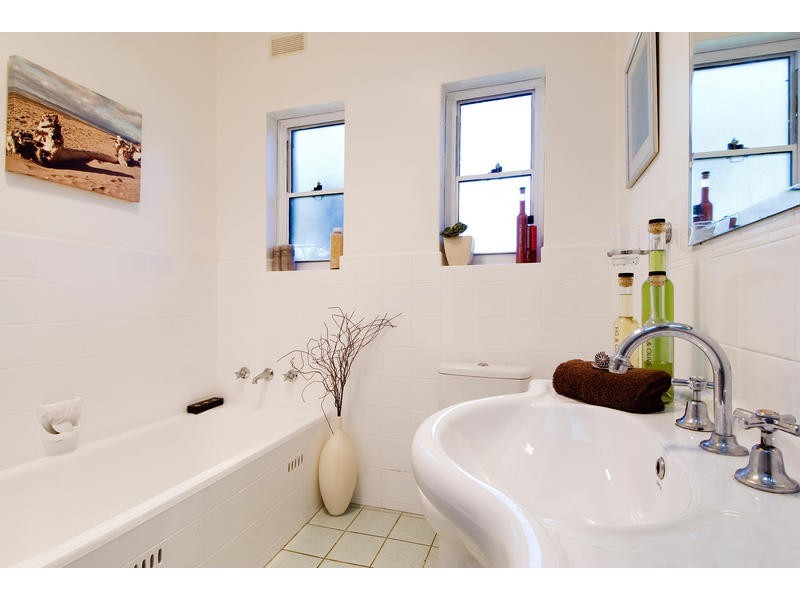 24  Currie Road, Forestville NSW 2087